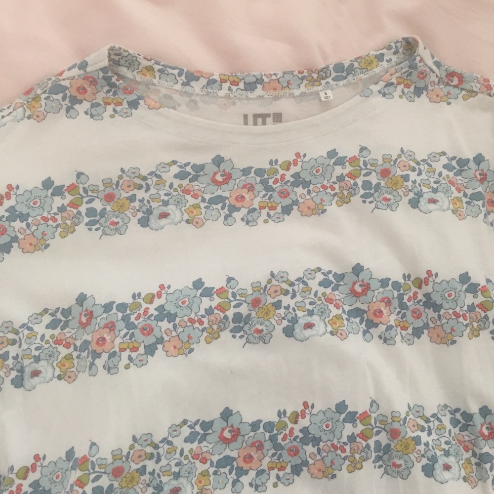 EUC Uniqlo Liberty London Floral Tee/Tunic
